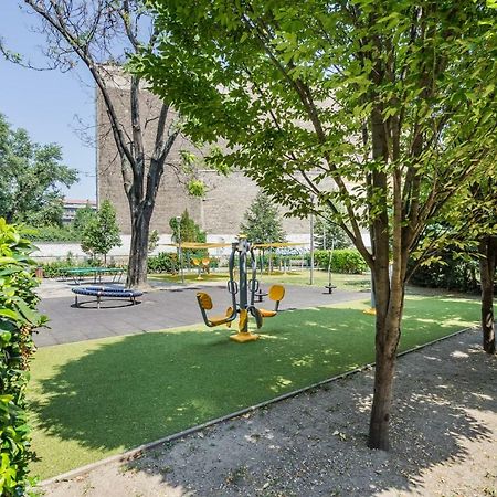 Bpr Color Fusion Home With A/C Budapest Bagian luar foto