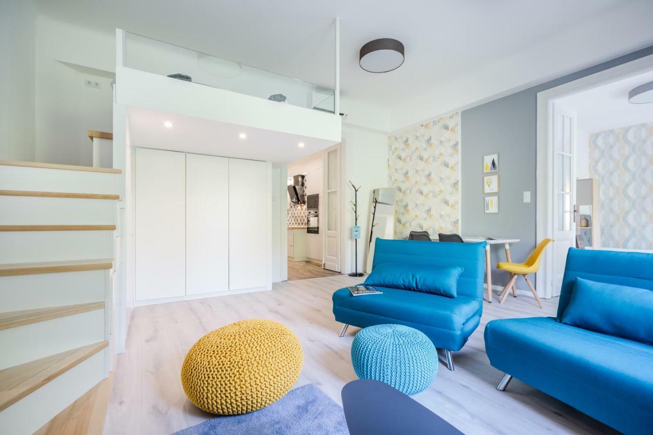 Bpr Color Fusion Home With A/C Budapest Bagian luar foto
